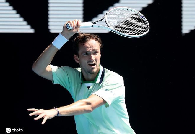 并非一帆风 并非一帆风