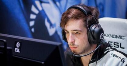 随着赛程密 随着赛程密