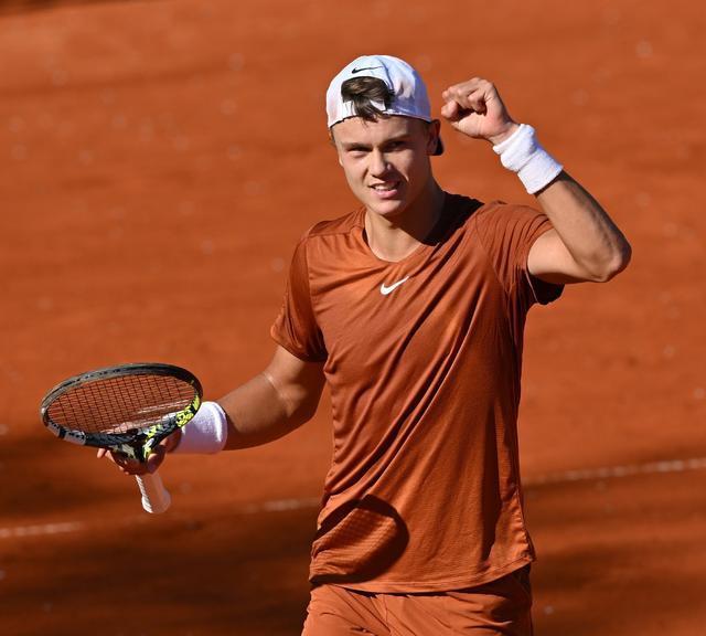 沉默年票 沉默年票