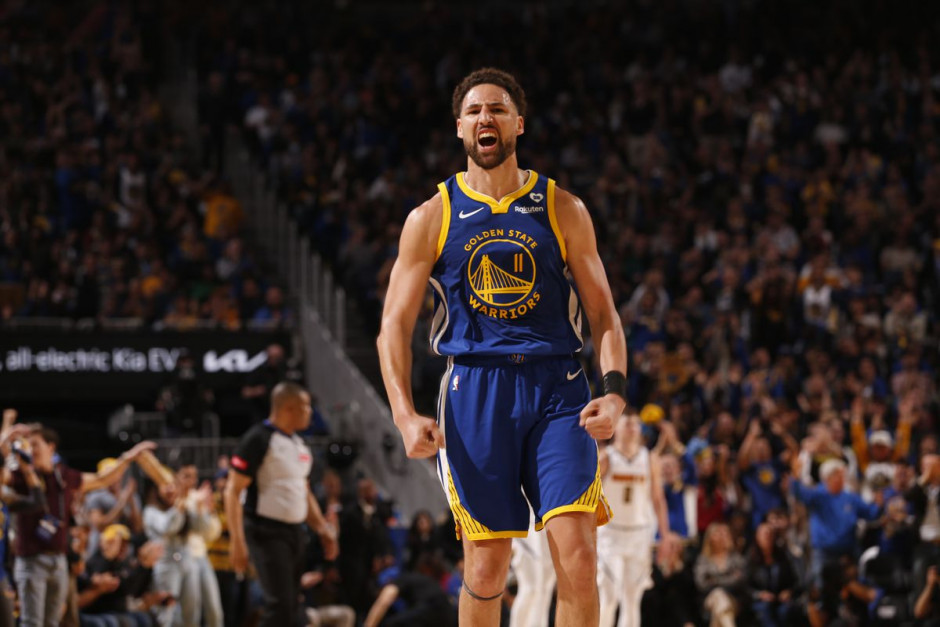 一边是包容 一边是包容